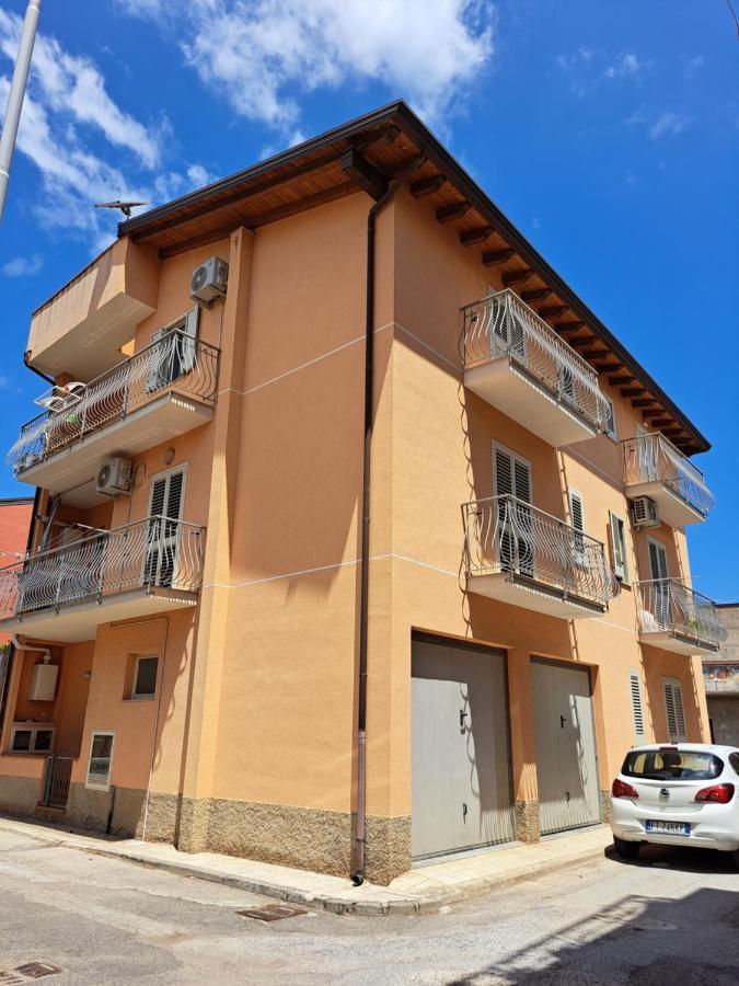 La Casa Vacanza Falcone Exteriör bild